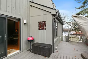 225 Shoreline Rd, Lake Barrington, IL 60010 - Photo 37