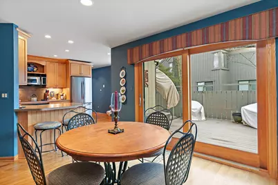 225 Shoreline Road, Lake Barrington, IL 60010 - Photo 7