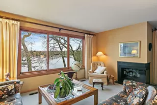 225 Shoreline Rd, Lake Barrington, IL 60010 - Photo 17