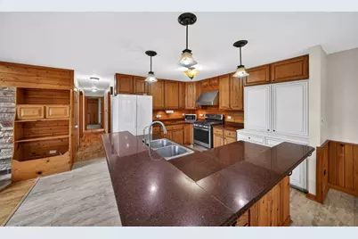 43W951 Fox Hill Court, Saint Charles, IL 60175 - Photo 7