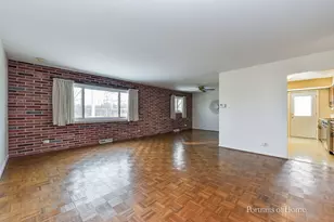 6705 Patton Dr, Woodridge, IL 60517 - Photo 7