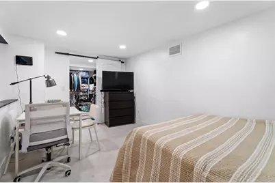 40 N Tower Road #1E, Oak Brook, IL 60523 - Photo 13