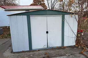 612 S Church St, Gibson City, IL 60936 - Photo 15