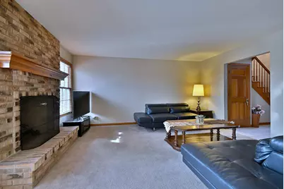 27W225 Ash Court, Winfield, IL 60190 - Photo 7