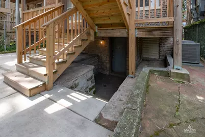 6111 S Eberhart Avenue, Chicago, IL 60637 - Photo 35