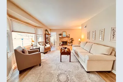 [Address not provided], Dixon, IL 61021 - Photo 3