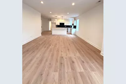 7841 S Essex Avenue #1S, Chicago, IL 60649 - Photo 5