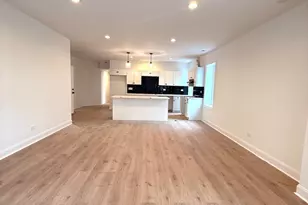 7841 S Essex Ave, Chicago, IL 60649 - Photo 5