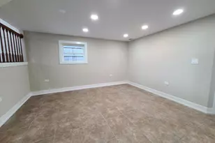 6437 W 82nd St, Burbank, IL 60459 - Photo 19