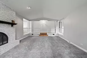 15285 State St, South Holland, IL 60473 - Photo 3