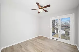 7652 Catalpa Ave, Woodridge, IL 60517 - Photo 9