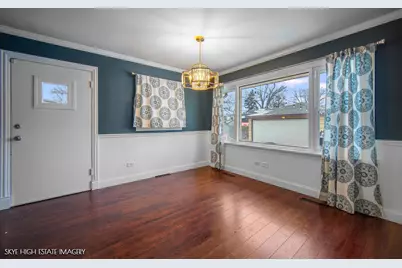 11326 S Nashville Avenue, Worth, IL 60482 - Photo 7