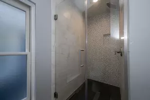 1701 W Byron St, Chicago, IL 60613 - Photo 31