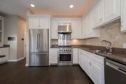 1701 W Byron Street, Chicago, IL 60613 - Photo 11