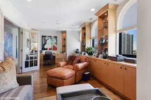 1155 N Dearborn St, Chicago, IL 60610 - Photo 9