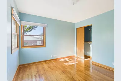 755 Dulles Road #F, Des Plaines, IL 60016 - Photo 9