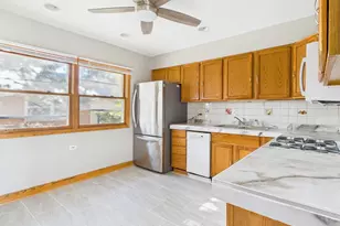 755 Dulles Rd, Des Plaines, IL 60016 - Photo 5