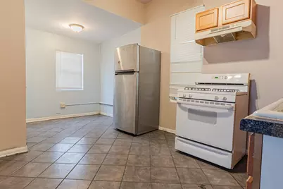 6819 S Loomis Boulevard, Chicago, IL 60636 - Photo 11