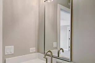 131 Harding Ct, Glen Ellyn, IL 60137 - Photo 25