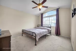 2295 Stoughton Dr, Aurora, IL 60502 - Photo 15