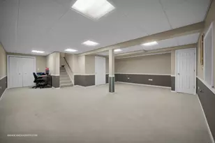 2295 Stoughton Dr, Aurora, IL 60502 - Photo 19