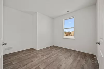 218 Sussex Court, North Aurora, IL 60542 - Photo 7