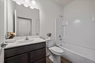 218 Sussex Ct, North Aurora, IL 60542 - Photo 11