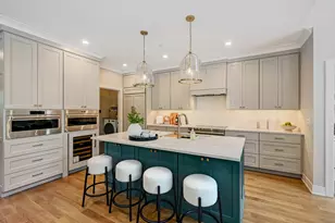 129 Harding Ct, Glen Ellyn, IL 60137 - Photo 7