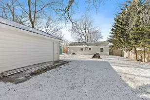 612 S Webster St, Aurora, IL 60505 - Photo 23
