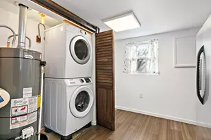 612 S Webster St, Aurora, IL 60505 - Photo 9