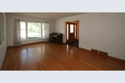 2405 E Miner Street, Arlington Heights, IL 60004 - Photo 7