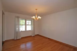 2405 E Miner St, Arlington Heights, IL 60004 - Photo 9