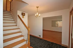 2405 E Miner St, Arlington Heights, IL 60004 - Photo 5