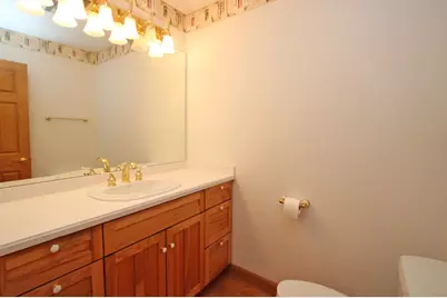 2405 E Miner Street, Arlington Heights, IL 60004 - Photo 19