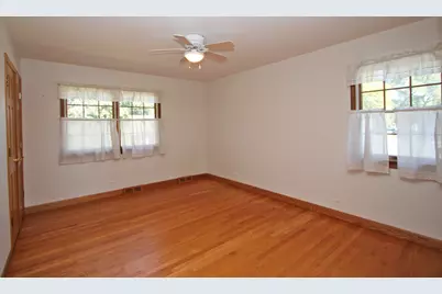 2405 E Miner Street, Arlington Heights, IL 60004 - Photo 27