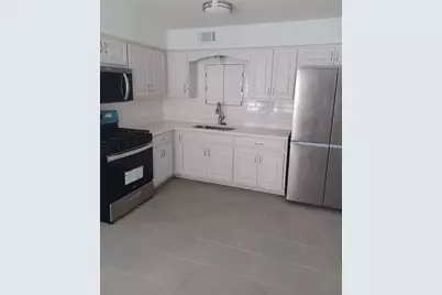 9135 S 53rd Avenue, Oak Lawn, IL 60453 - Photo 3