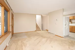 6209 Sands Rd, Crystal Lake, IL 60014 - Photo 3