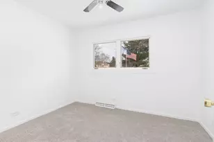 6209 Sands Rd, Crystal Lake, IL 60014 - Photo 19