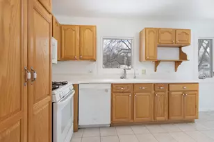 6209 Sands Rd, Crystal Lake, IL 60014 - Photo 7