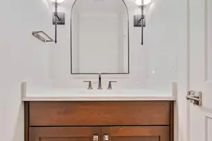 133 Harding Ct, Glen Ellyn, IL 60137 - Photo 13