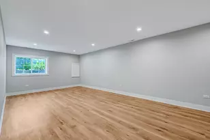 133 Harding Ct, Glen Ellyn, IL 60137 - Photo 25