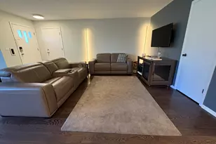 1100 Potter Rd, Park Ridge, IL 60068 - Photo 5