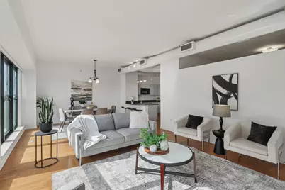 807 Davis Street #403, Evanston, IL 60201 - Photo 3