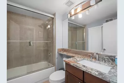 758 N Larrabee Street #826, Chicago, IL 60610 - Photo 11