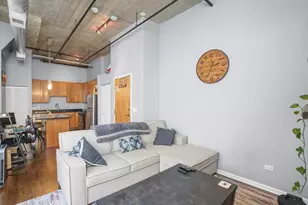 758 N Larrabee St, Chicago, IL 60610 - Photo 5