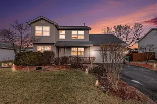 914 Cottonwood Dr, Elwood, IL 60421 - Photo 1