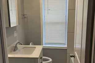 2049 E 93rd St, Chicago, IL 60617 - Photo 11