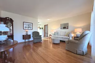 13 Erin Ln, Kankakee, IL 60901 - Photo 3