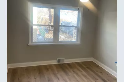 654 W 111th Street, Chicago, IL 60628 - Photo 15