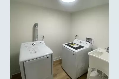 654 W 111th Street, Chicago, IL 60628 - Photo 21